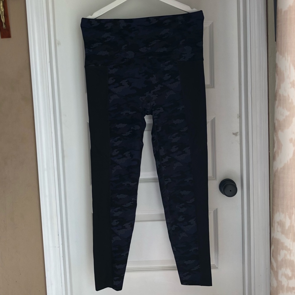 Spanx leggings 1X.